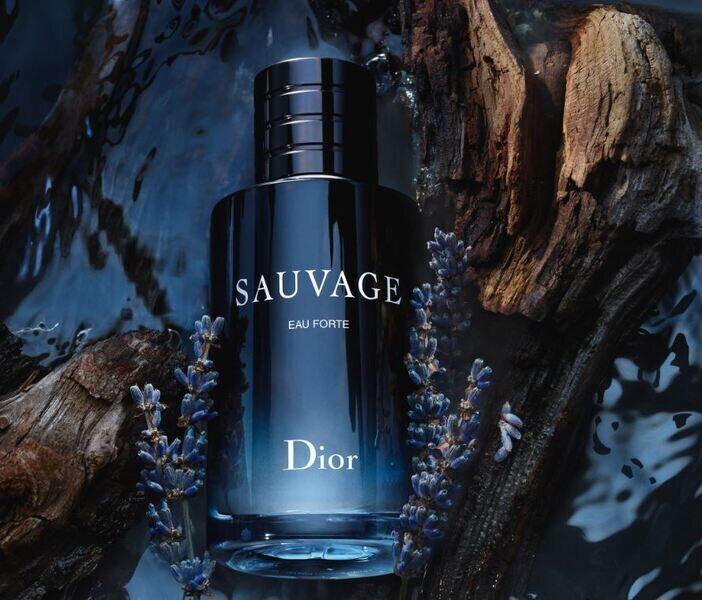 CHRISTIAN DIOR SAUVAGE FORTE EAU DE PARFUM 100 ml